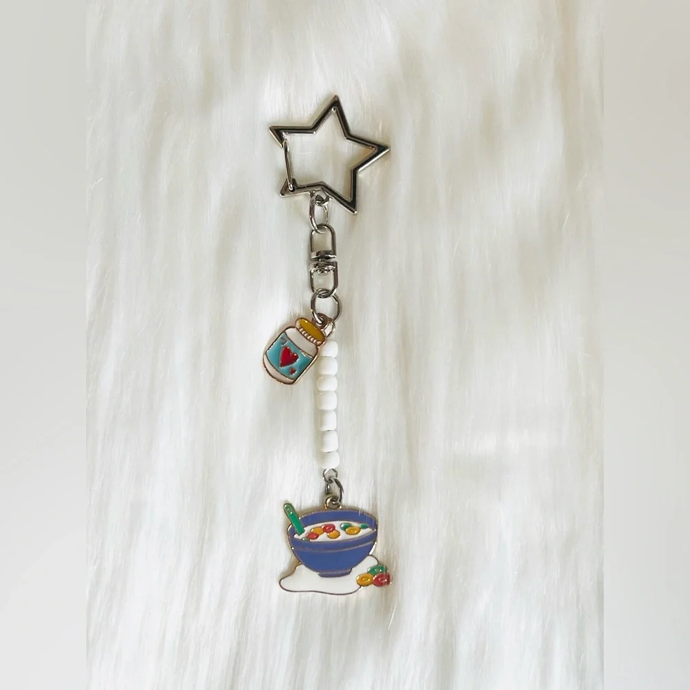 Cute small keychains - Picture 2 of 3